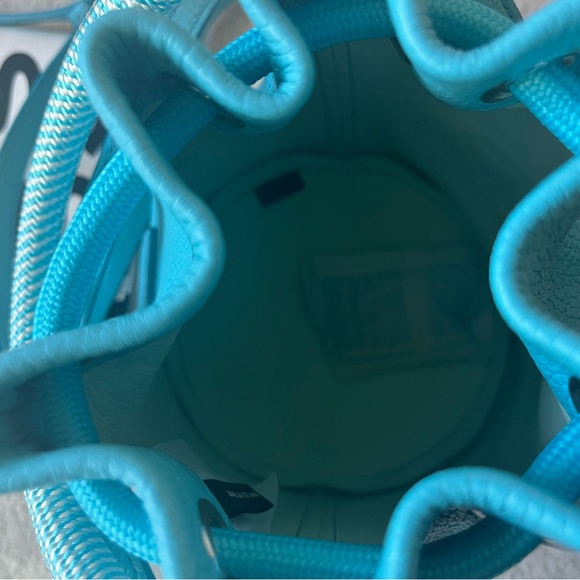 Marc Jacobs The Bucket Bag - Picture 6 of 6